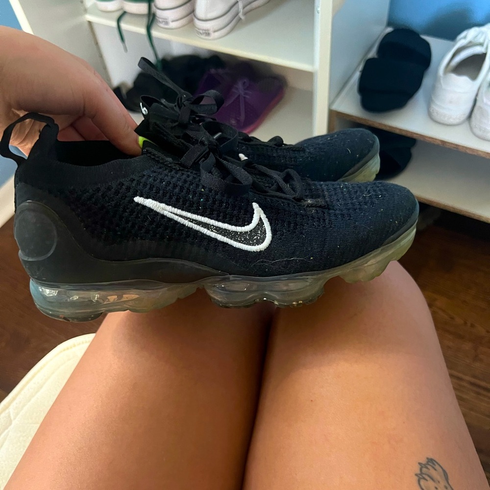 Womens Nike vapor max